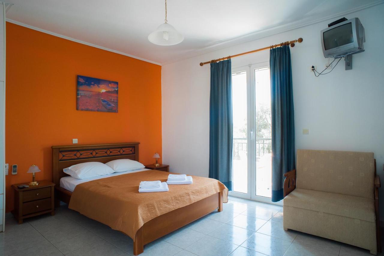 Marmaron Rooms Agiokampos (Evia) Exterior foto